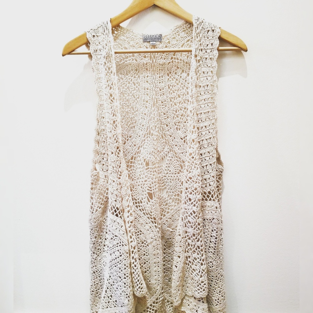 Joseph A. beige crochet sleeveless open vest Sz: S